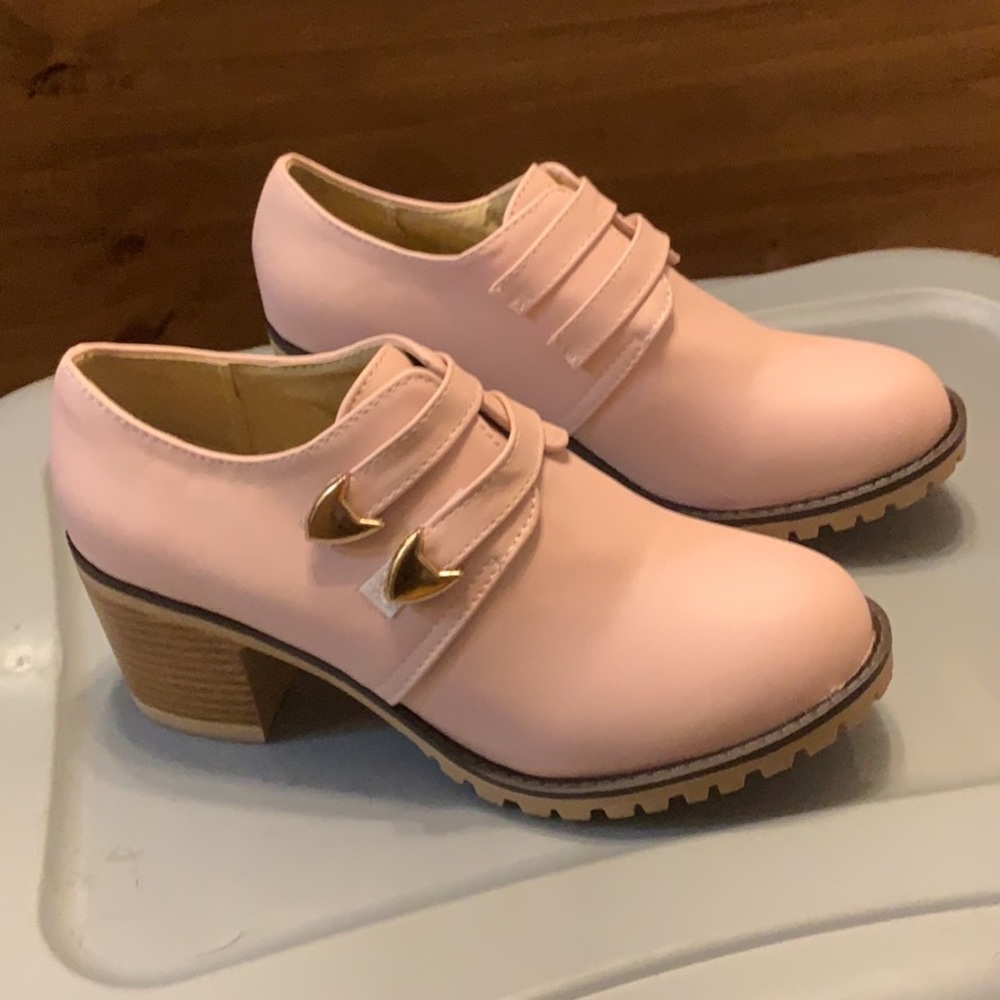 Size 5 New Without Box - image 1